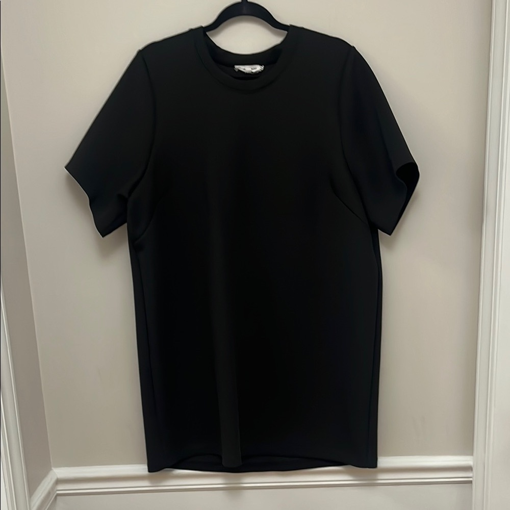 Good American Black Short Sleeve Scuba Tshirt Dress